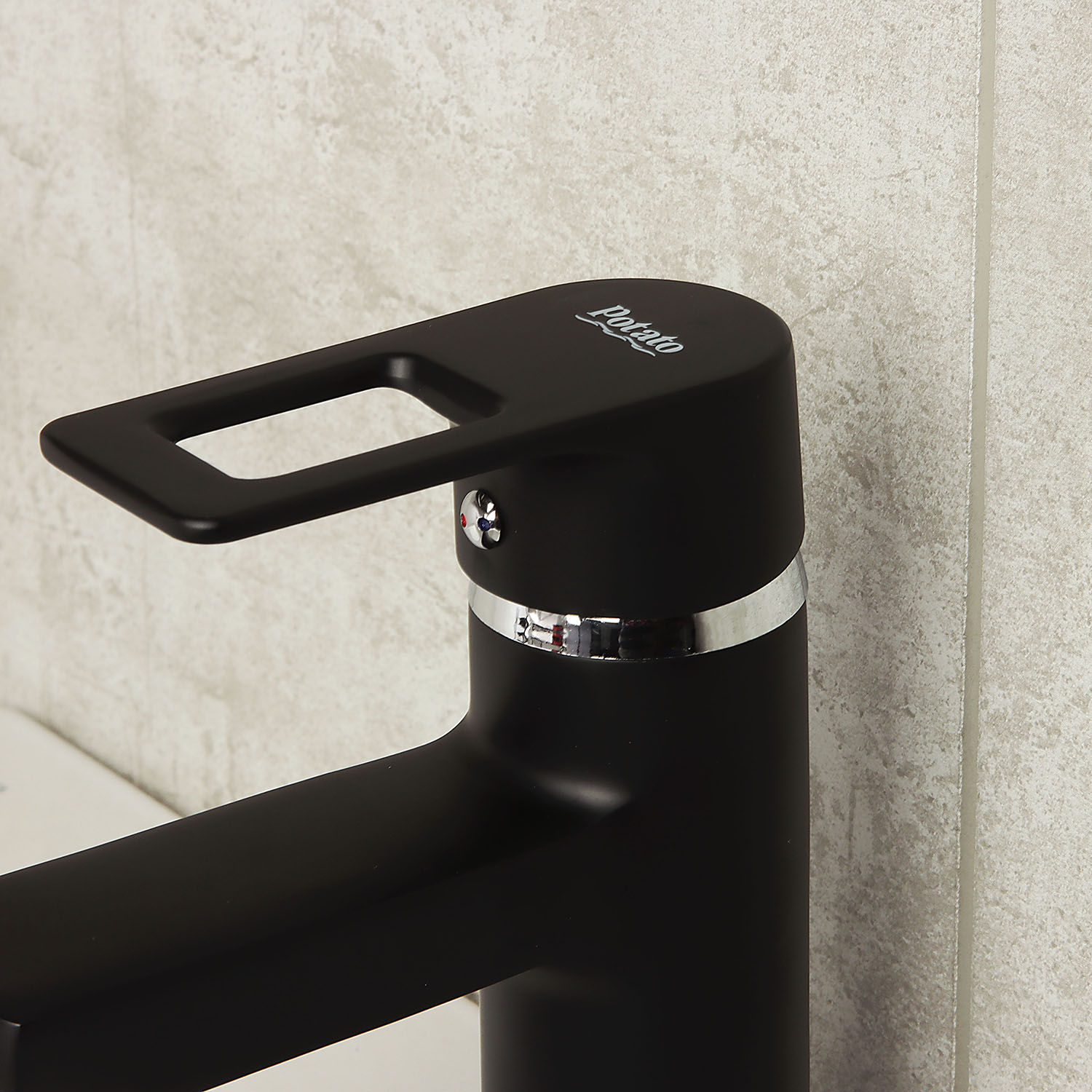 Смеситель для умывальника Potato P1030-6 (черный) *1/10