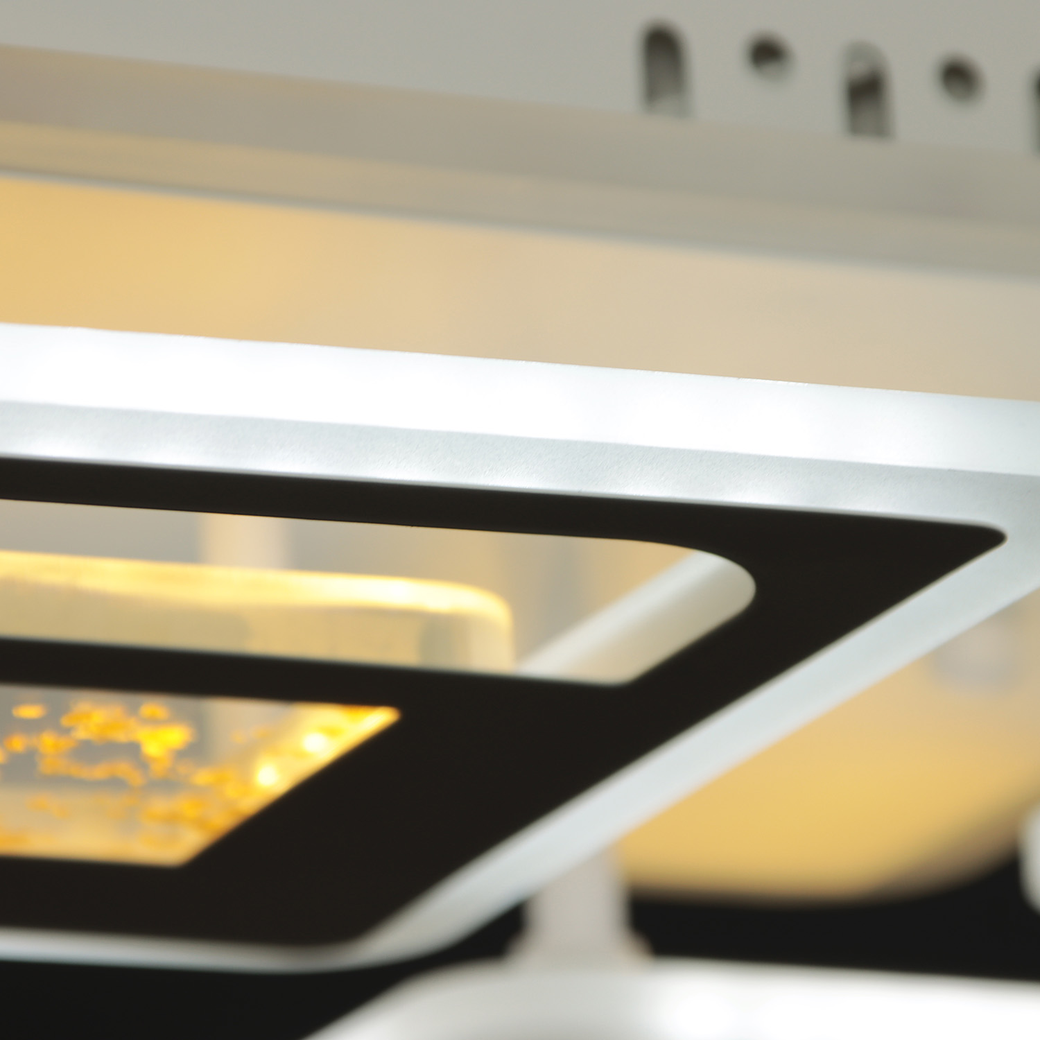 Люстра YH832/4 LED 3000K-6500K+RGB (d-640; h-100) пульт VERNER LIGHTING *1 Люстра YH832/4 LED 3000K-6500K+RGB (d-640; h-100) пульт VERNER LIGHTING *1