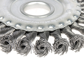 Щетка-насадка "колесо" для УШМ 125 мм радиальн. STURM стальн.вит.пров. (арт. 5240702) *1/60