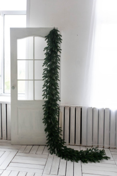 Гирлянда искусственная пластиковая "Альпийская" Люкс, 2,7 м., литая *1/30